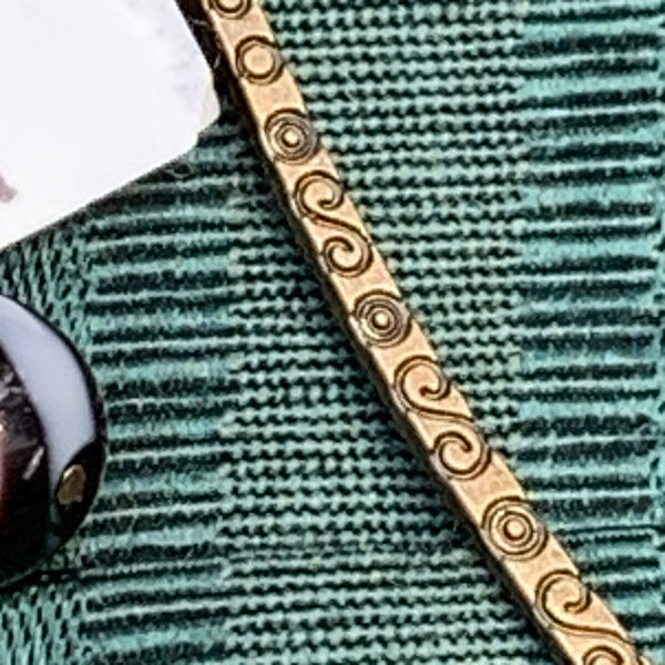 Hypnotic/Skulls bookmark