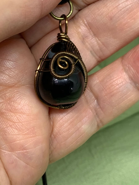 Black Agate Woven Wire Teardrop Pendant