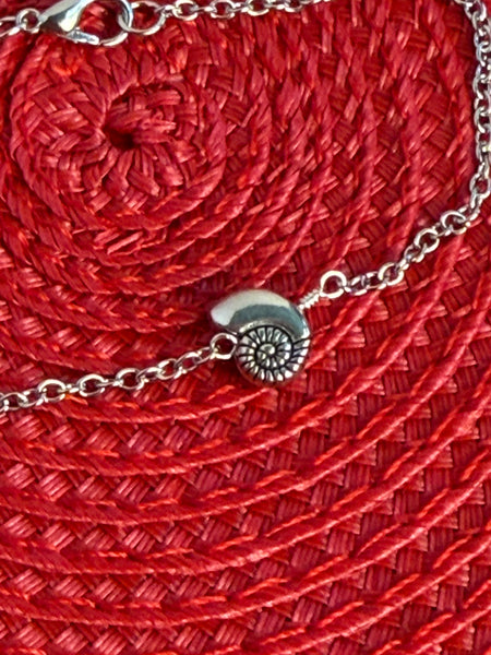 Sea Breeze Shell Bracelet - Minimalist Silver-Plated Sea Shell Jewelry