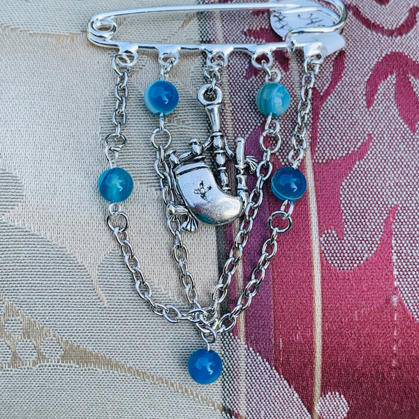 Bagpipe with Blue Agate Kilt Pin